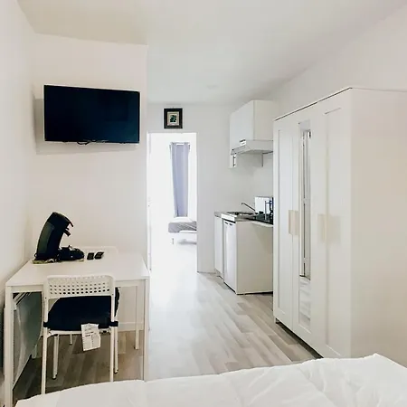 Beautiful Bright Studio Near Montparnasse